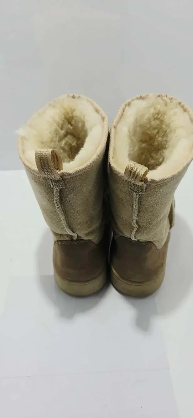 L.L. Bean Women's Suede Shearling Lined Winter Boots Tan Size 9 Medium